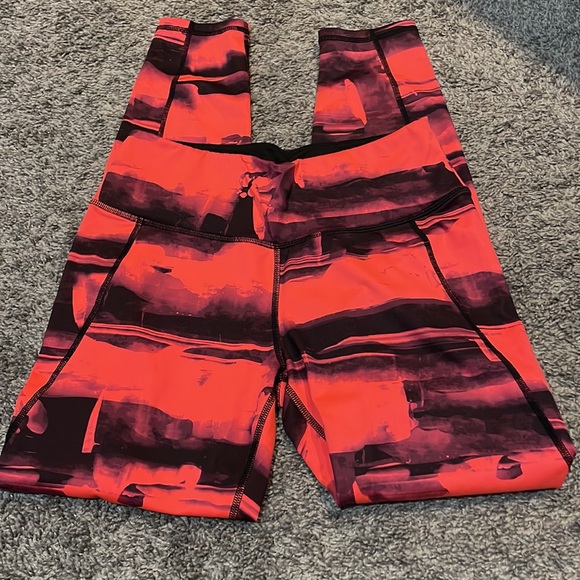 H&M sport leggings size small - Picture 2 of 2